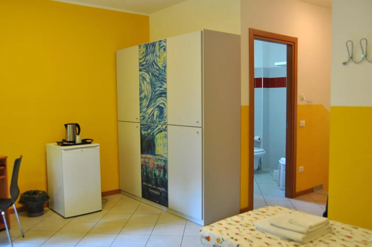 Hostel Ostello Residenza Molinatto Oggiono